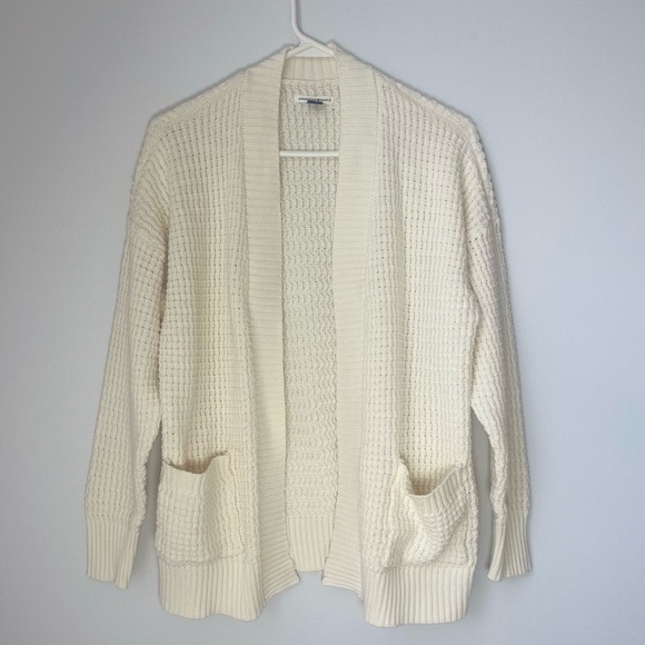 American Eagle Outfitters Sweaters - American Eagle Outfitters Knit Cardigan in Cream Size Small